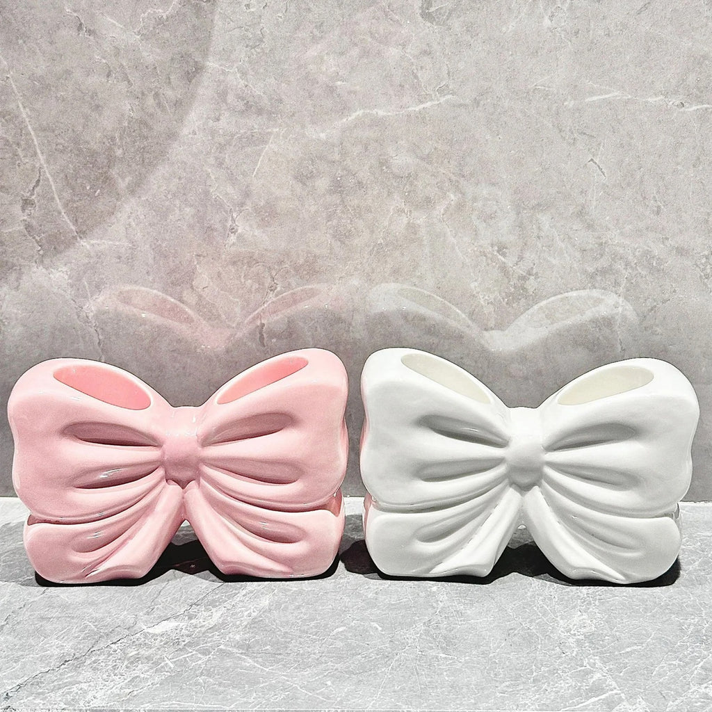Bow-Shaped Makeup Brush Storage Box