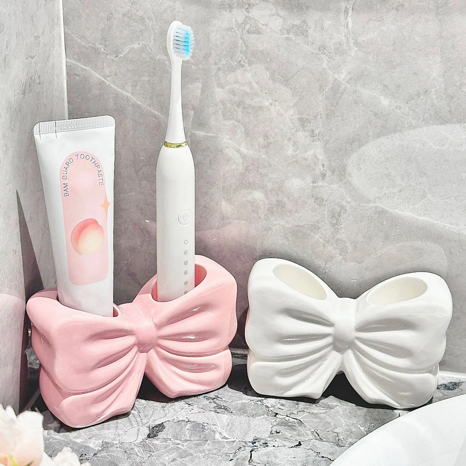 Bow-Shaped Makeup Brush Storage Box